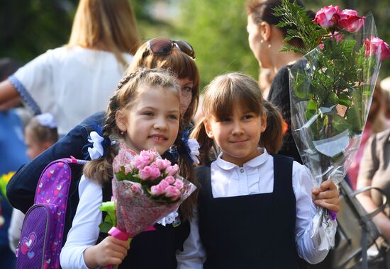 School year begins across Russia