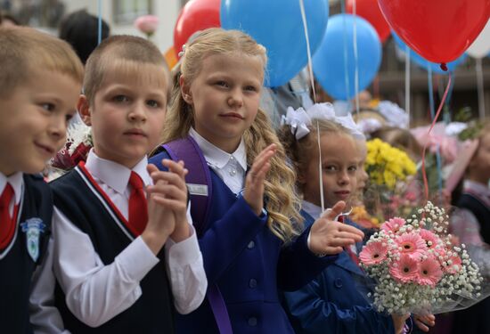 School year begins across Russia