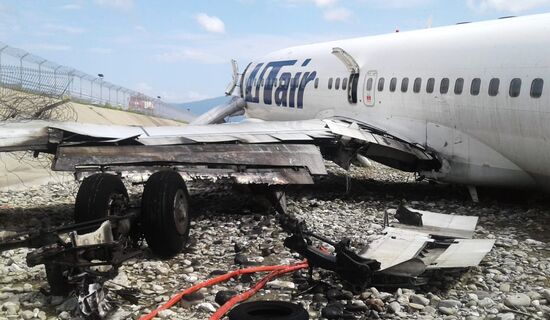 UTAir plane makes emergency landing in Sochi