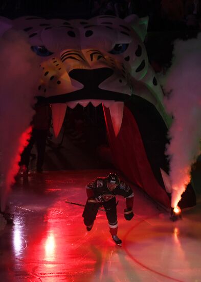Kontinental Hockey League. Ak Bars vs. SKA