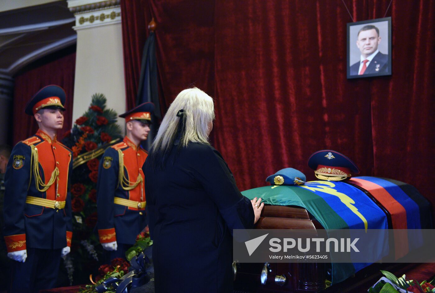 Bidding last respects to Donetsk People's Republic Head Alexander Zakharchenko
