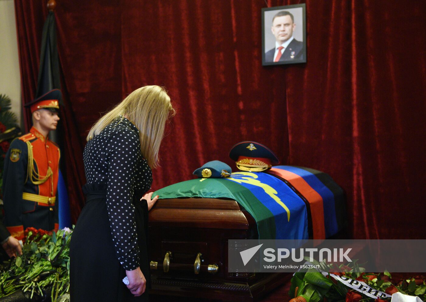 Bidding last respects to Donetsk People's Republic Head Alexander Zakharchenko