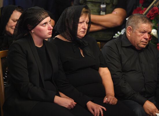 Bidding last respects to Donetsk People's Republic Head Alexander Zakharchenko