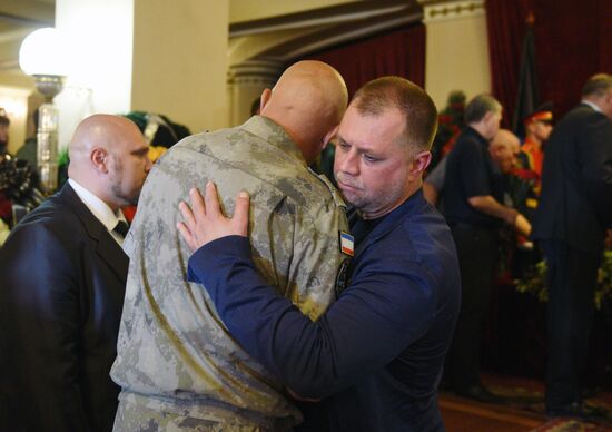 Bidding last respects to Donetsk People's Republic Head Alexander Zakharchenko