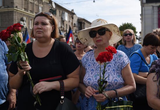 Bidding last respects to Donetsk People's Republic Head Alexander Zakharchenko