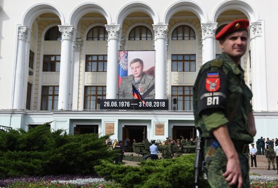 Bidding last respects to Donetsk People's Republic Head Alexander Zakharchenko