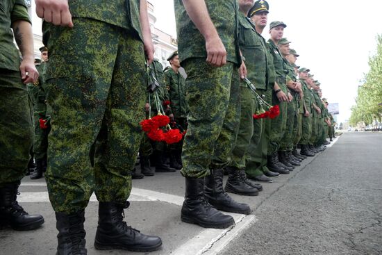 Bidding last respects to Donetsk People's Republic Head Alexander Zakharchenko