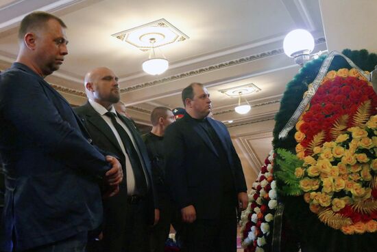 Bidding last respects to Donetsk People's Republic Head Alexander Zakharchenko