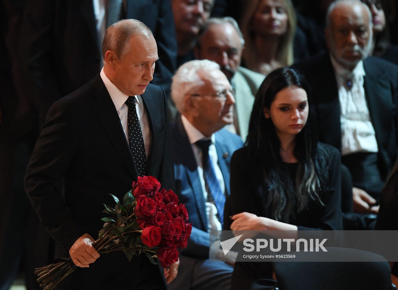 President Putin visits funeral ceramony for Iosif Kobzon