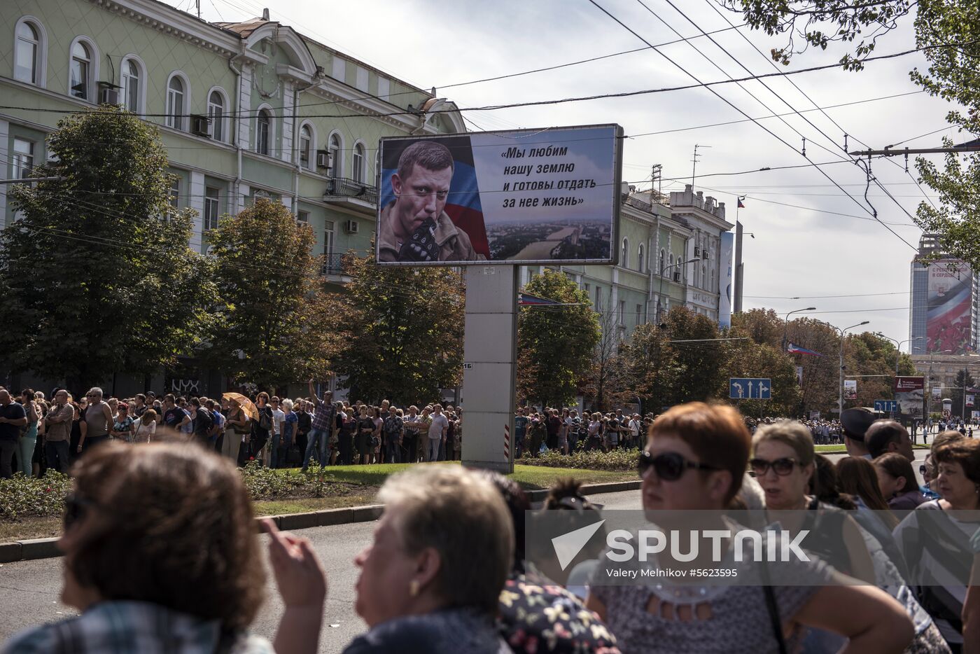 Bidding last respects to Donetsk People's Republic Head Alexander Zakharchenko