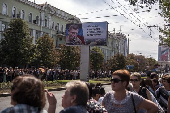 Bidding last respects to Donetsk People's Republic Head Alexander Zakharchenko