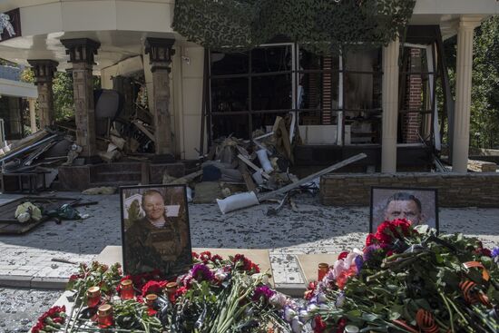 Bidding last respects to Donetsk People's Republic Head Alexander Zakharchenko