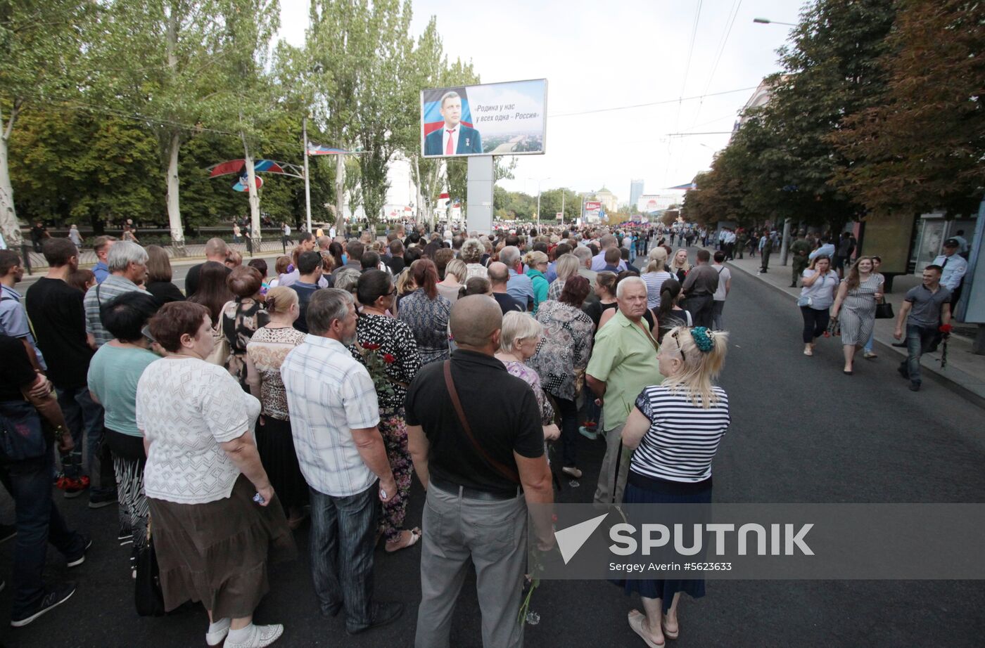 Bidding last respects to Donetsk People's Republic Head Alexander Zakharchenko