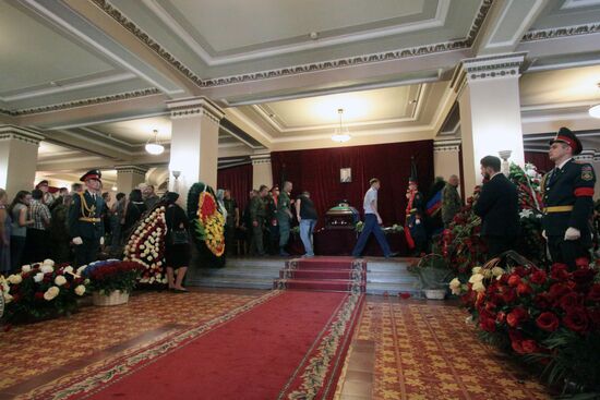Bidding last respects to Donetsk People's Republic Head Alexander Zakharchenko