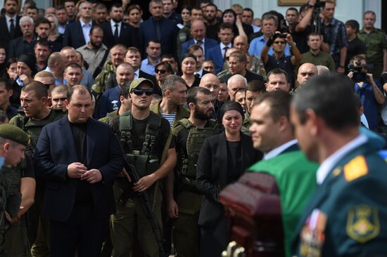 Bidding last respects to Donetsk People's Republic Head Alexander Zakharchenko