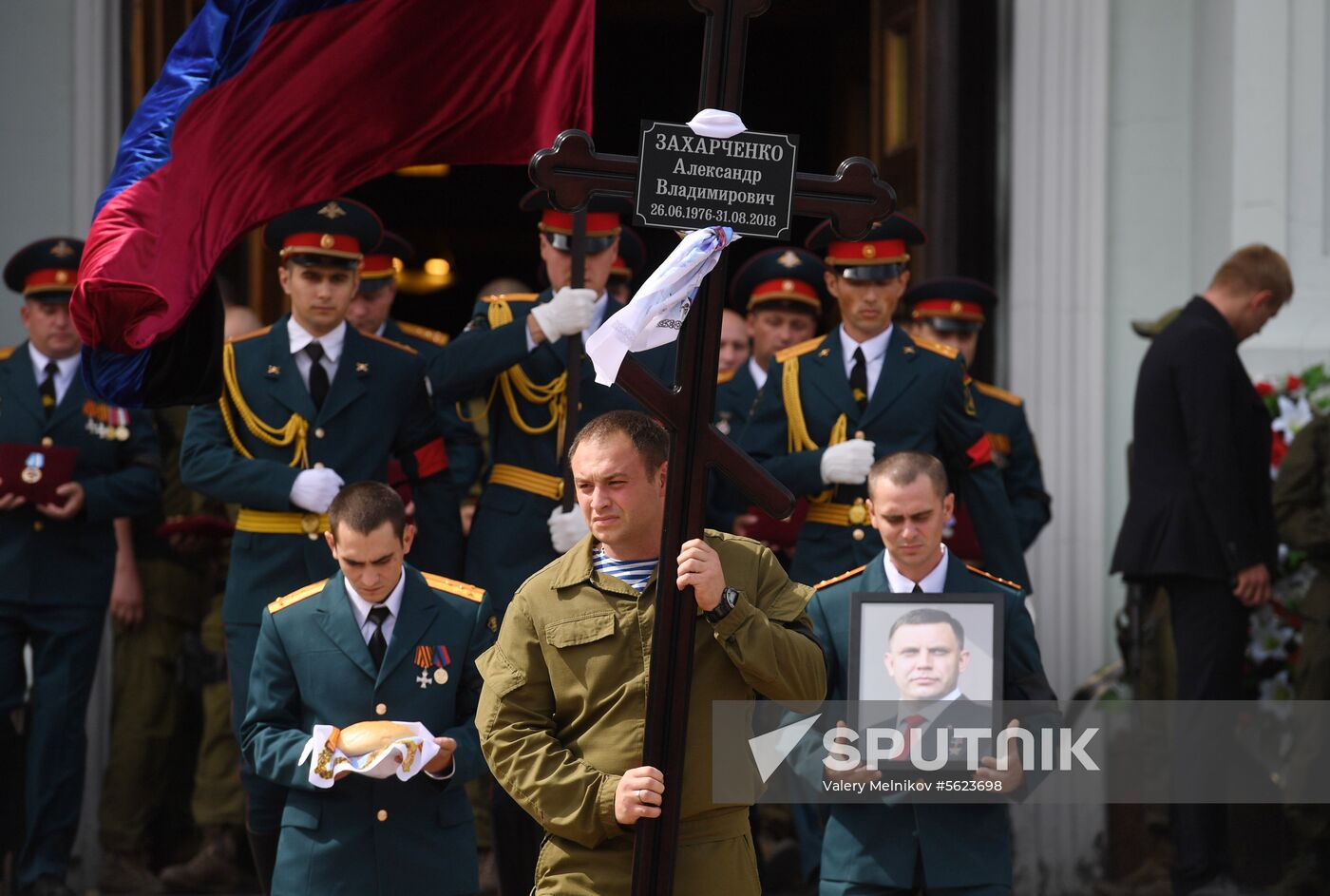 Bidding last respects to Donetsk People's Republic Head Alexander Zakharchenko