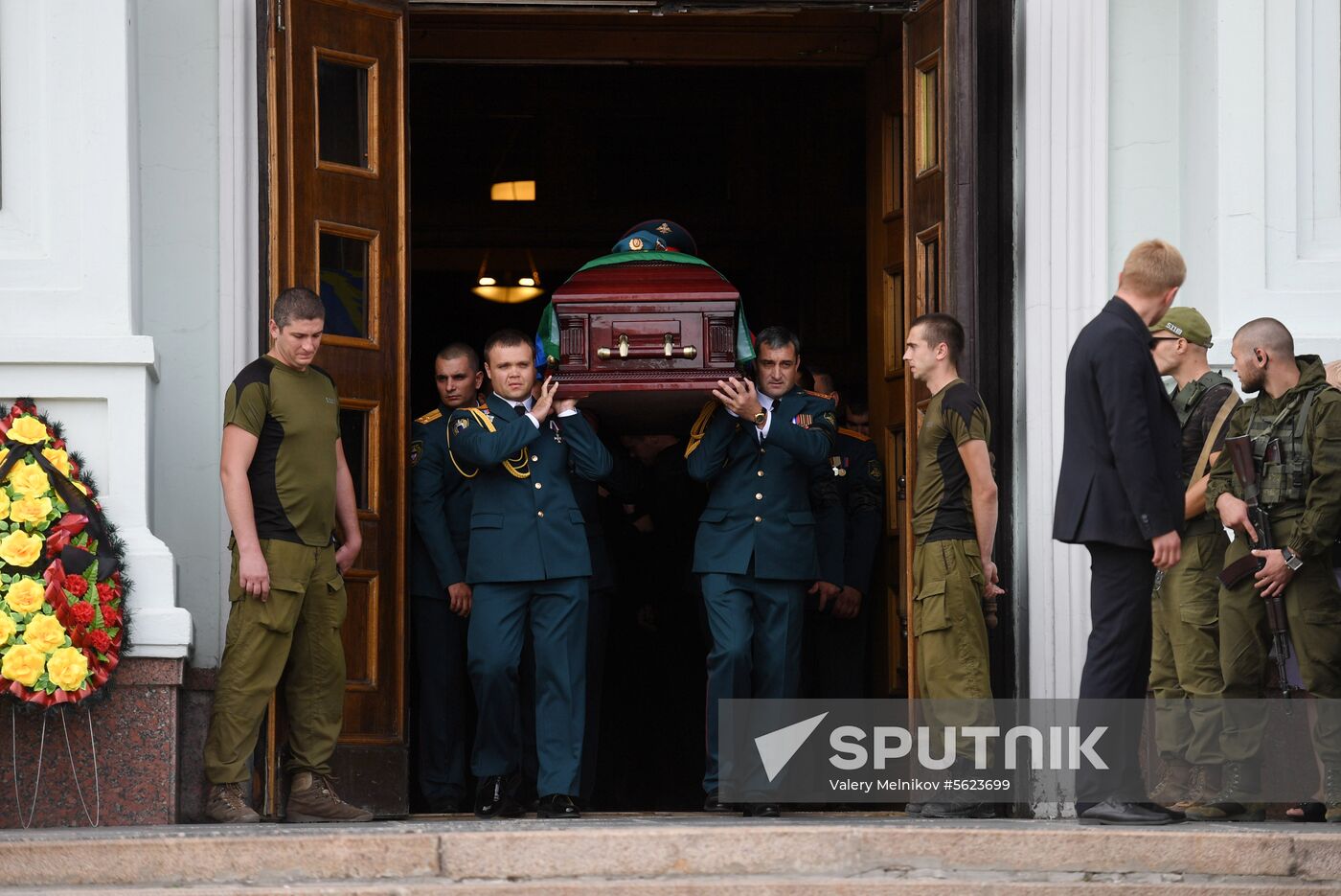 Bidding last respects to Donetsk People's Republic Head Alexander Zakharchenko
