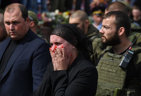 Bidding last respects to Donetsk People's Republic Head Alexander Zakharchenko