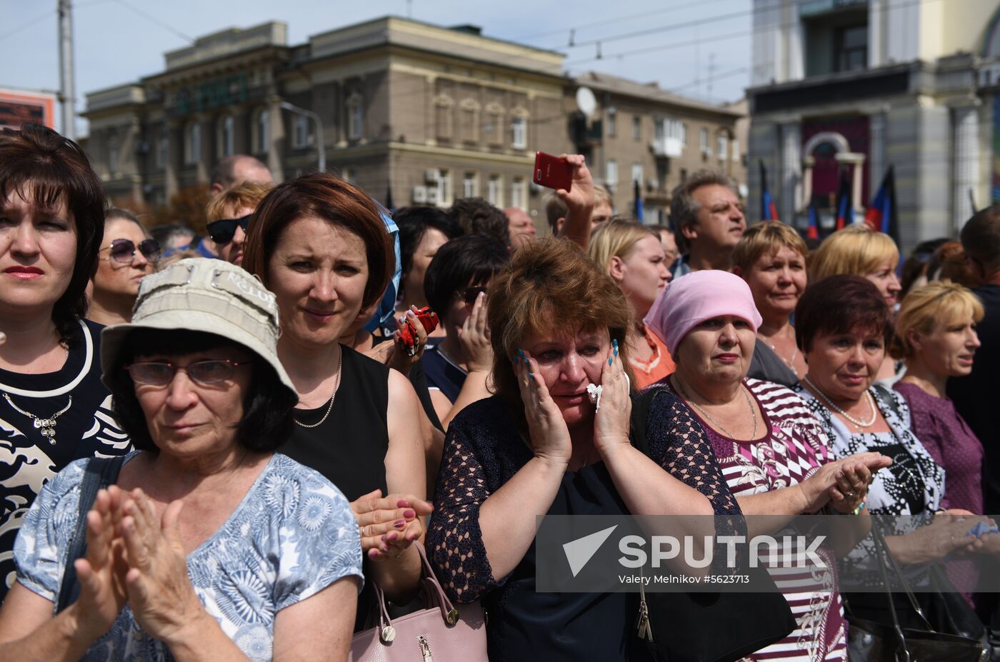 Bidding last respects to Donetsk People's Republic Head Alexander Zakharchenko