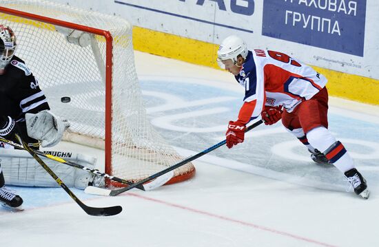 Ice hockey. Kontinental Hockey League. Traktor vs. CSKA