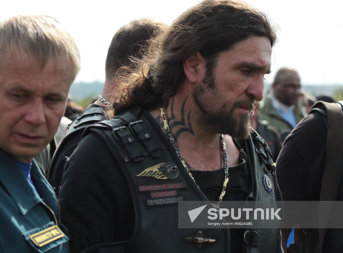 Bidding last respects to Donetsk People's Republic Head Alexander Zakharchenko