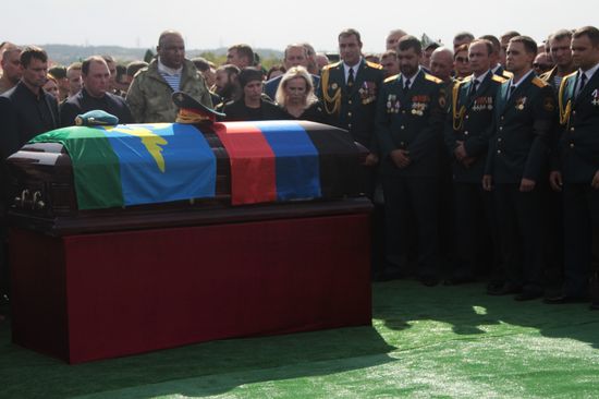 Bidding last respects to Donetsk People's Republic Head Alexander Zakharchenko