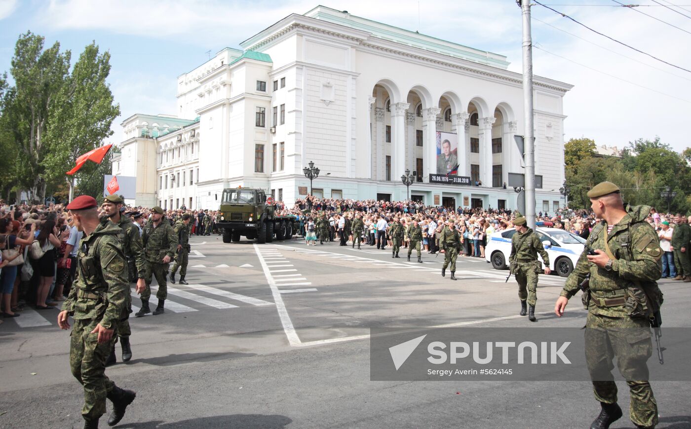 Bidding last respects to Donetsk People's Republic Head Alexander Zakharchenko