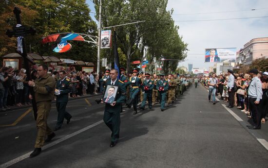 Bidding last respects to Donetsk People's Republic Head Alexander Zakharchenko