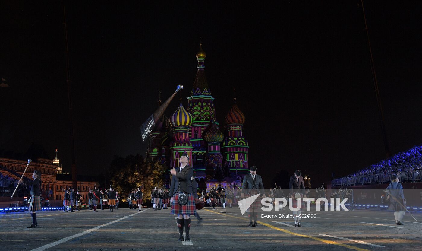 2018 Spasskaya Tower Military Music Festival closing ceremony