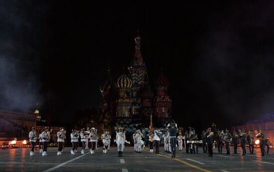 2018 Spasskaya Tower Military Music Festival closing ceremony