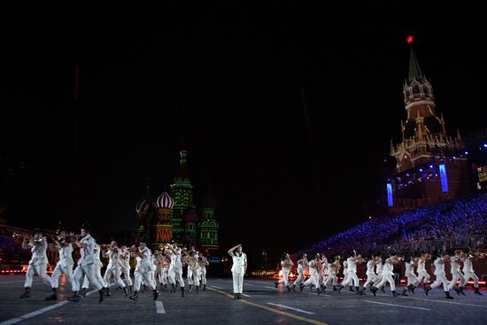 2018 Spasskaya Tower Military Music Festival closing ceremony