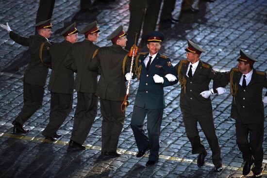 2018 Spasskaya Tower Military Music Festival closing ceremony