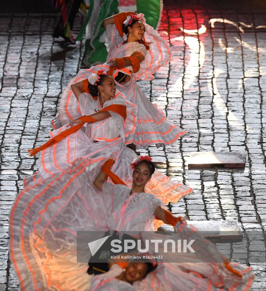 2018 Spasskaya Tower Military Music Festival closing ceremony