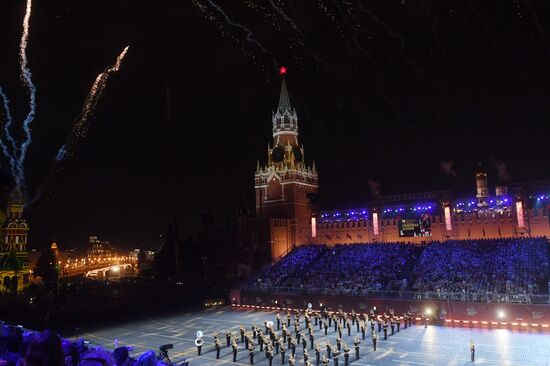 2018 Spasskaya Tower Military Music Festival closing ceremony