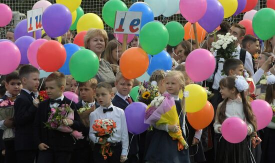 New school year starts in Russia