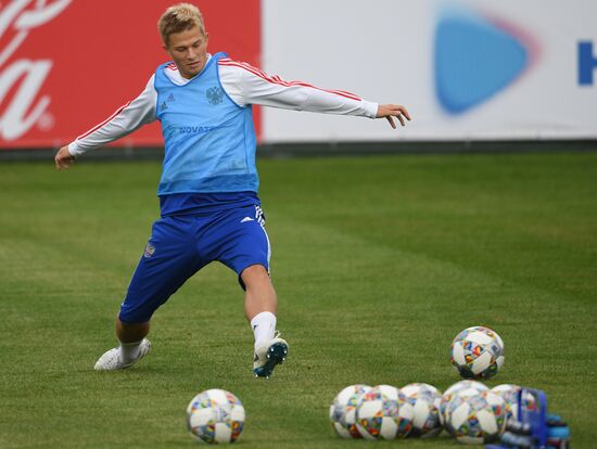 Russia Soccer Training Session