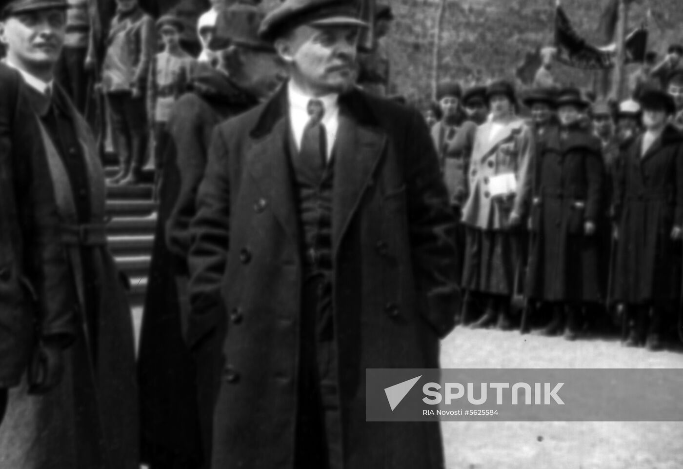 "Living Lenin"