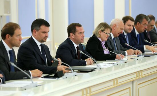 Prime Minister Dmitry Medvedev meets with General Secretary of Communist Party of Vietnam Nguyen Phu Trong