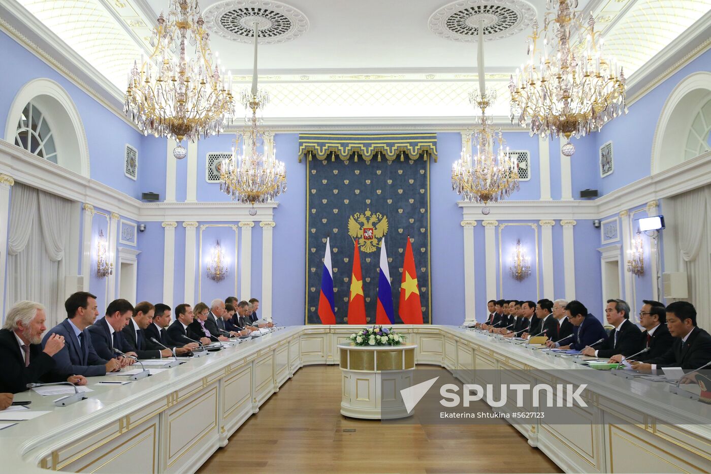 Prime Minister Dmitry Medvedev meets with General Secretary of Communist Party of Vietnam Nguyen Phu Trong