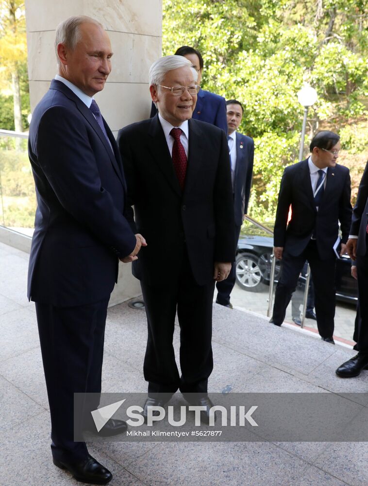 Russian President Vladimir Putin meets with General Secretary of Communist Party of Vietnam Nguyen Phu Trọng