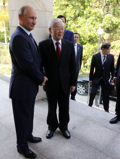 Russian President Vladimir Putin meets with General Secretary of Communist Party of Vietnam Nguyen Phu Trọng