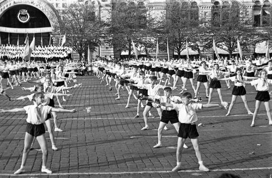 Festival of young Leninists