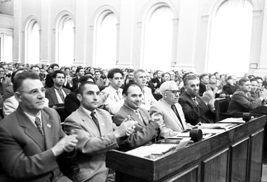 All-Union agriculture expert conference