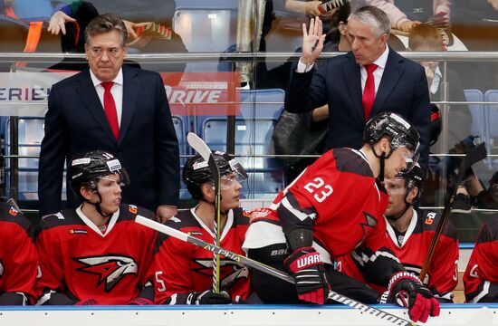 Russia Ice Hockey Avangard - Neftekhimik