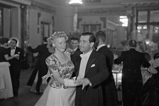 Reception at Metropol Hotel. 1945