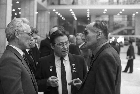 Delegates to 27th CPSU Congress