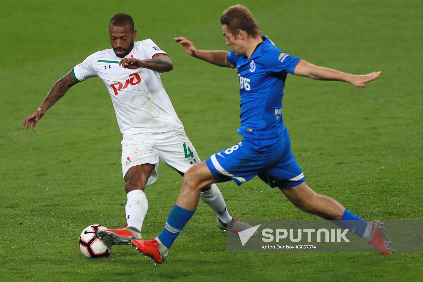 Russia Soccer Lokomotiv - Dynamo