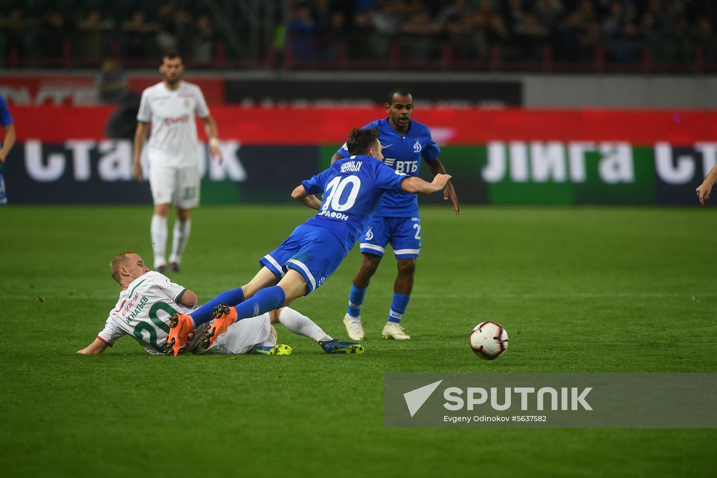 Russia Soccer Lokomotiv - Dynamo