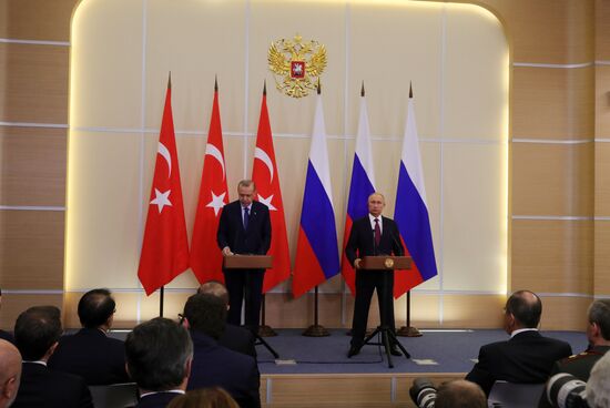 Vladimir Putin meets with Turkish President Recep Erdogan