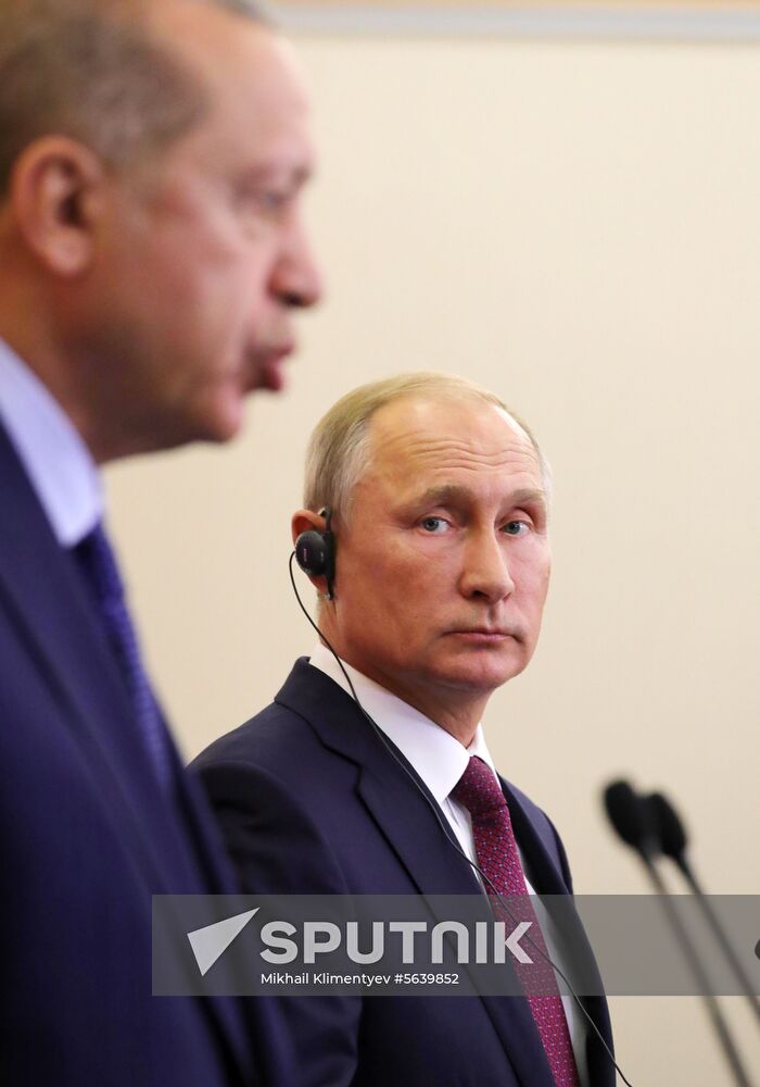 Vladimir Putin meets with Turkish President Recep Erdogan